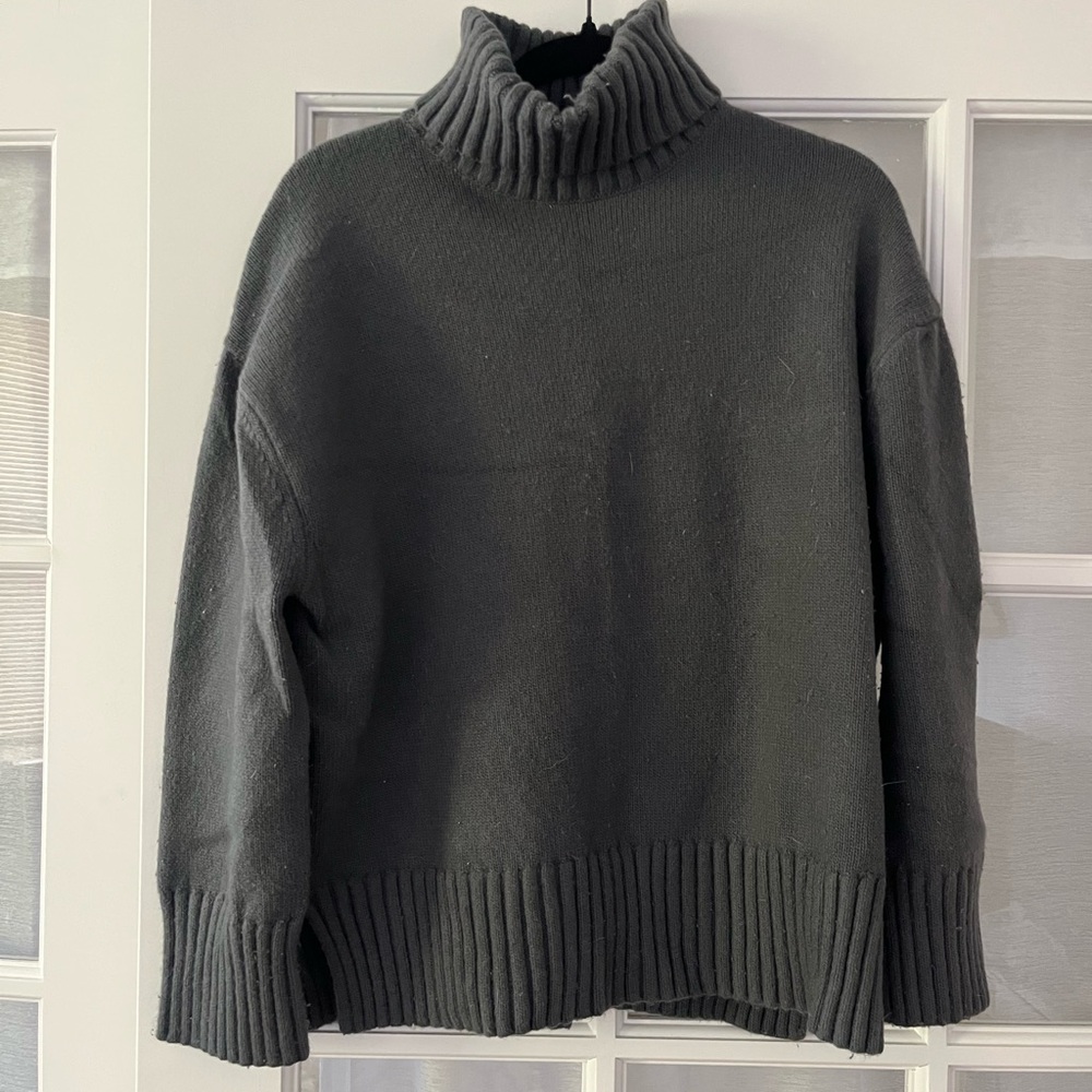 H&M Blue/Gray Turtleneck Sweater